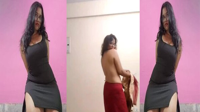 Sexy Delhi Girl Changing Clothes