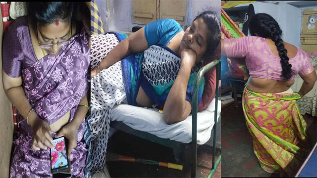 Hot Tamil Mom Dress Change Capture By Son